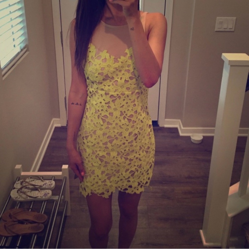 Lovers + Friends Lemon Lace Mini Dress S